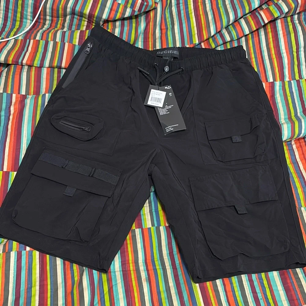 Decibel athletic performance cargo shorts brand new size large fast shipping